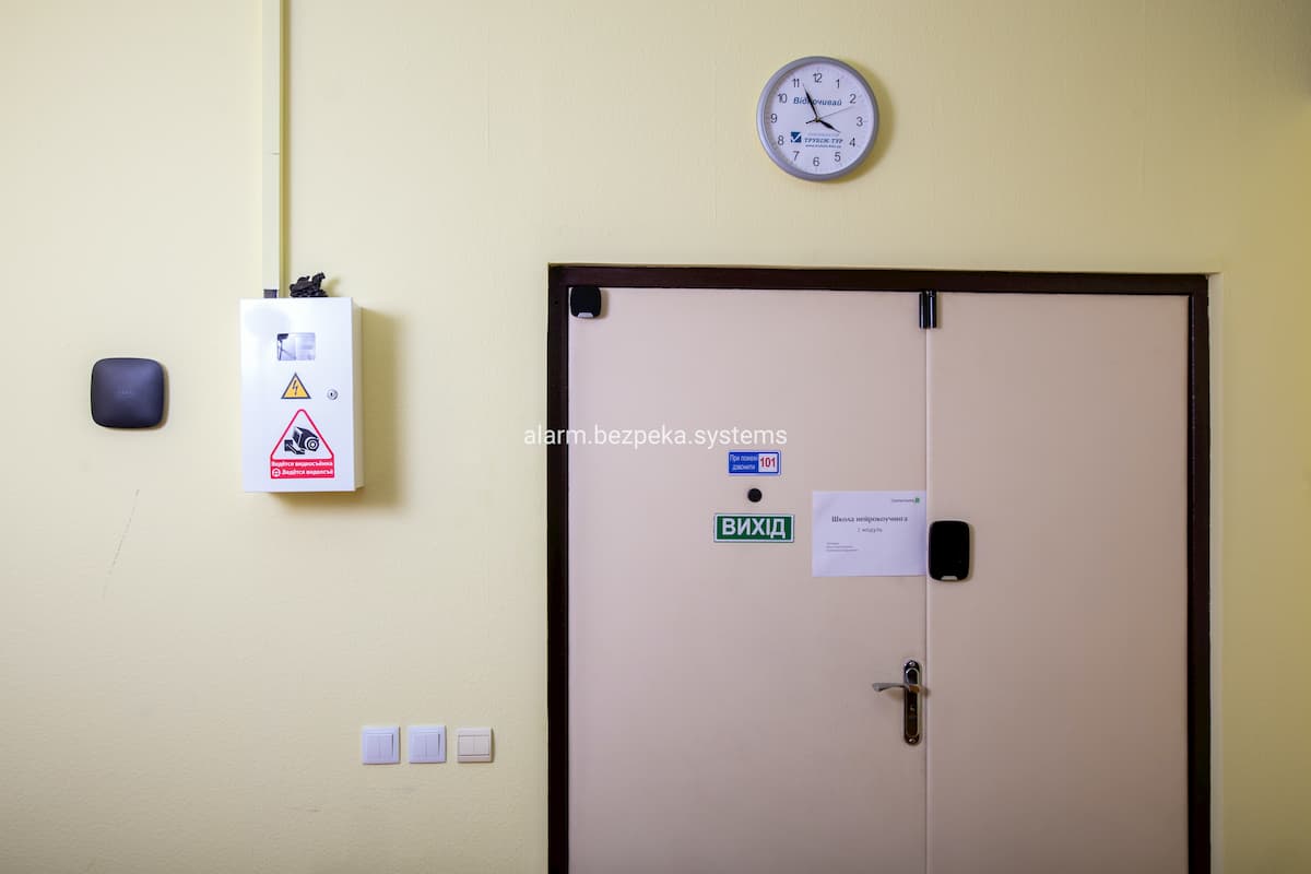 ajax systems starterkit install alarm bezpeka systems training center